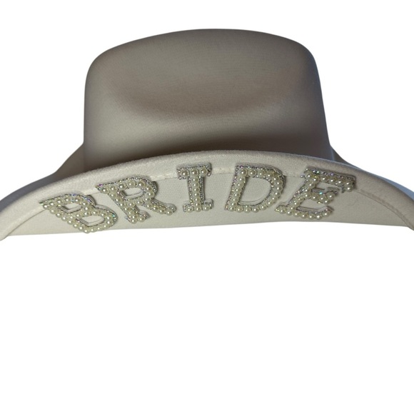 Bride Adjustable Pearl Cowgirl Hat - Picture 6 of 8